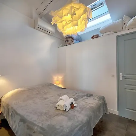 Exceptionnel 3 Pieces Avec Terrasse Vue Sur Vieux Port Centre L! A2b195 Cannes