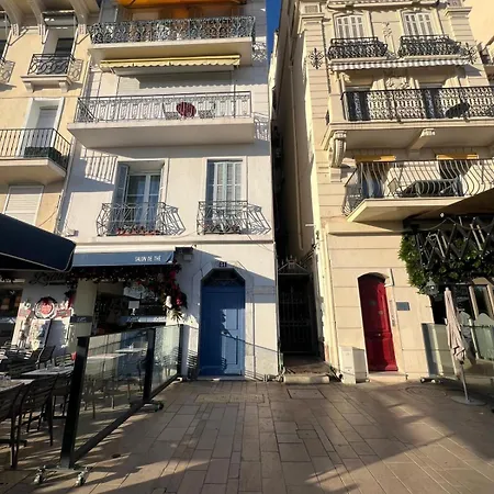Apartman Exceptionnel 3 Pieces Avec Terrasse Vue Sur Vieux Port Centre L! A2b195 Cannes